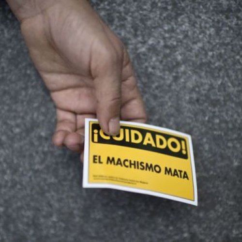 Un precandidato del Frente Con Vos con perimetral  por violencia género