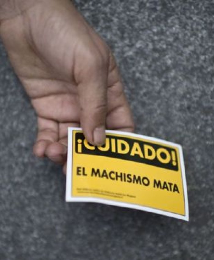 Un precandidato del Frente Con Vos con perimetral  por violencia género
