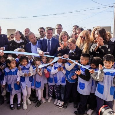 Orrego inauguró una escuela de Nivel Inicial en Caucete