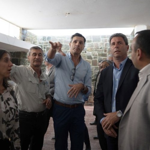 El gobernador Uñac recorrió la obra de ampliación y refacción de un hotel termal en Iglesia