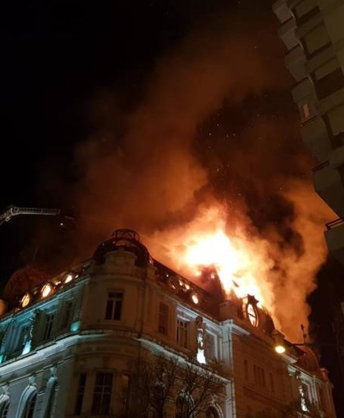 Aportantes truchos: se incendió una sede del Banco Nación donde había documentación