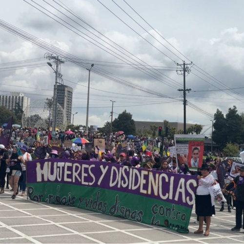ECUADOR: mujeres se declaran en resistencia tras la fusión del Ministerio de la Mujer con el de Gobierno