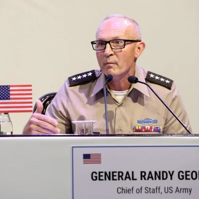 «PASARON COSAS»: destituyen al jefe del Estado Mayor del Ejército de Estados Unidos.