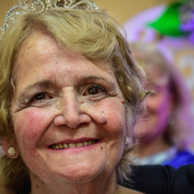 María teresa es la nueva reina del adulto mayor en Chimbas