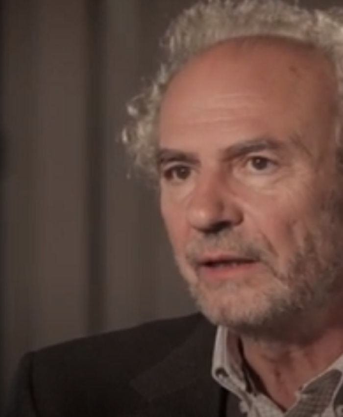 Luis Garcés: «Descubrimos que la democracia, si bien es necesaria, no es suficiente»