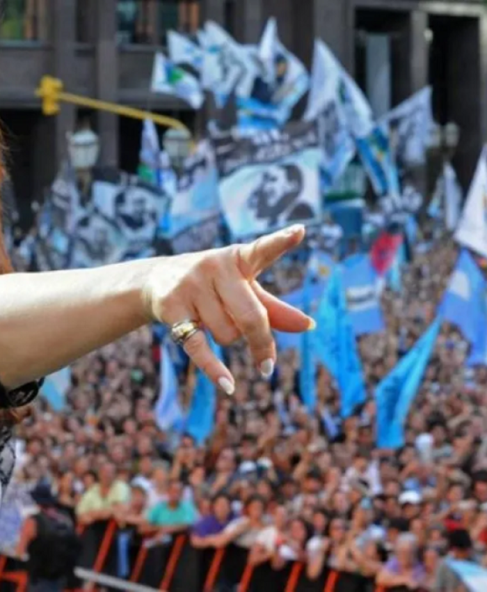 Demostrar amplitud y reventar la plaza: Todo lo que tenés que saber del acto de Cristina en Plaza de Mayo mañana