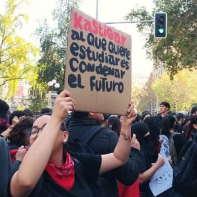 CHILE: estudiantes convocan a movilización en todo el país en rechazo a las políticas de ajuste social y económico impulsadas por el Gobierno de Kast