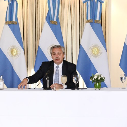 Científicos recomiendan al Presidente menos exposición mediática