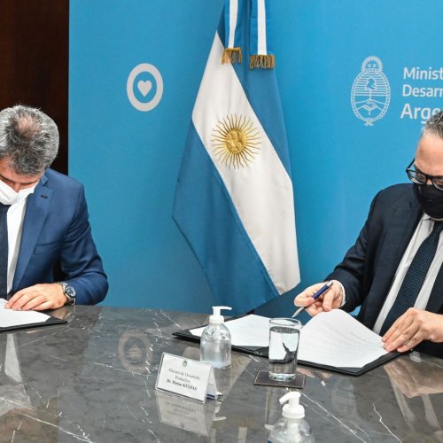 Uñac anunció junto a Kulfas financiamiento por más de $2.600 millones para pymes sanjuaninas