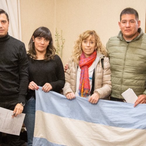 ACUERDO ENTRE EL GOBIERNO PROVINCIAL Y LOS DOCENTES AUTOCONVOCADOS: los trabajadores de la educación informaron que lunes, martes y miércoles se presentaran en sus lugares de trabajo.