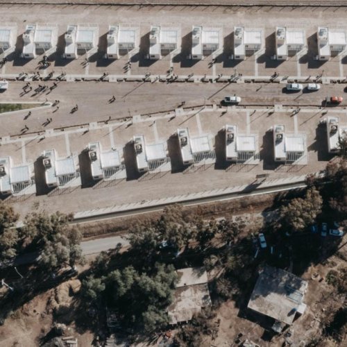 Sergio Uñac entregó las llaves a adjudicatarios de más de 50 viviendas en Albardón