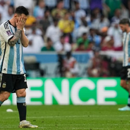 Duro golpe de Argentina en el debut mundialista