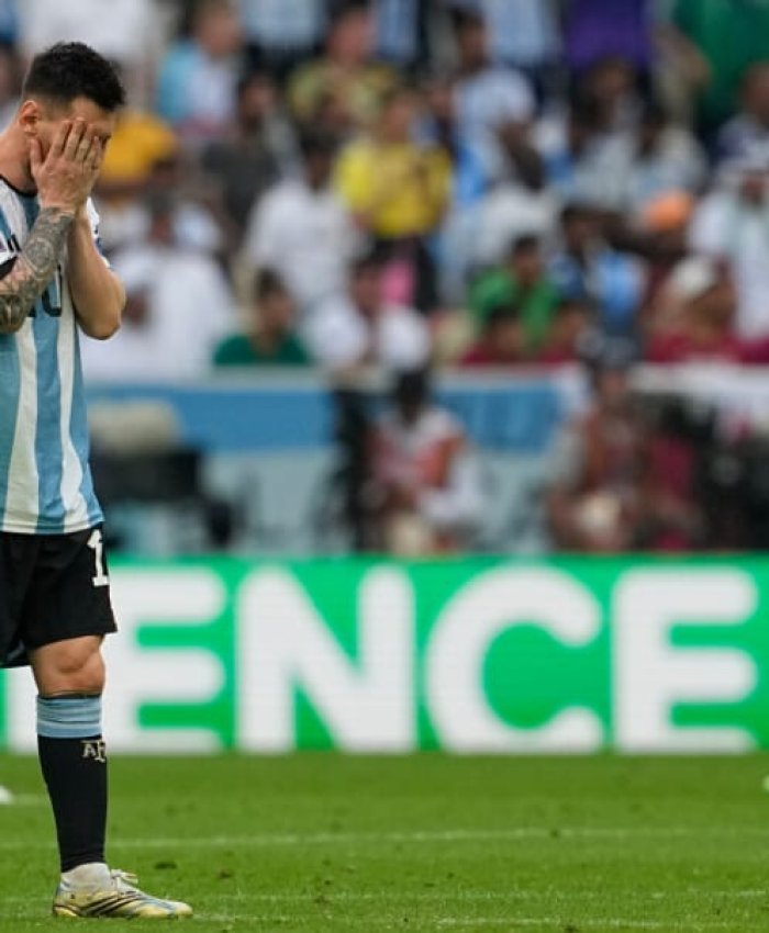 Duro golpe de Argentina en el debut mundialista