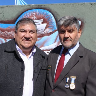 ARA Bahía Paraíso: Las plazoletas del Loteo Municipal Ullum rinden honor a Malvinas
