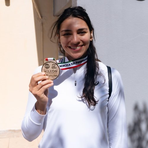 Pocito reconoció a Candelaria Herrera, integrante de Las Panteras