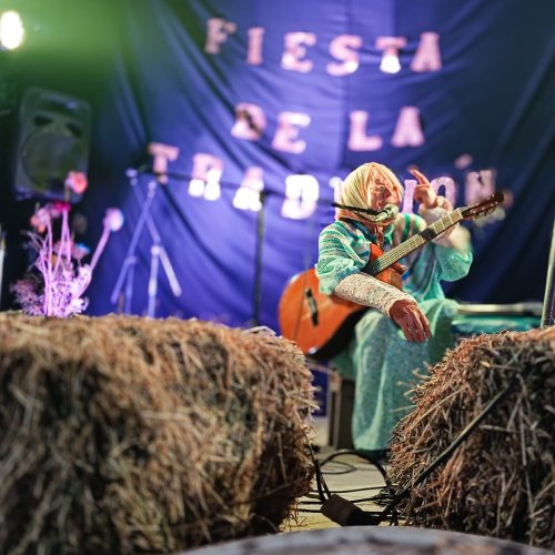 Una noche a puro folclore, humor y destrezas en Ullum con doña Jovita