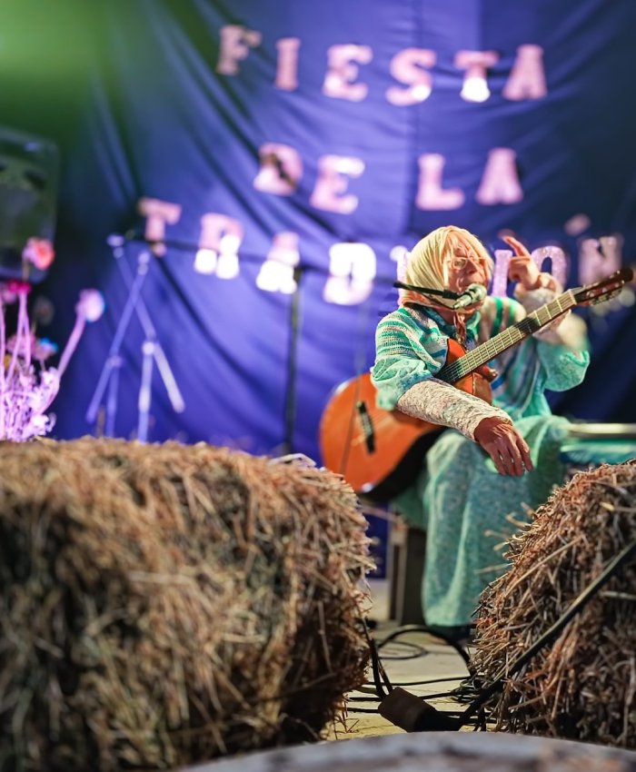 Una noche a puro folclore, humor y destrezas en Ullum con doña Jovita