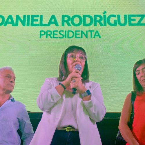 Ante una multitud, Daniela Rodriguez asumió como nueva presidenta de la Junta Departamental de Chimbas