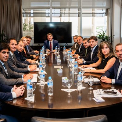 Reunión de gabinete encabezada por el gobernador Marcelo Orrego: Bajó línea sobre próximas acciones