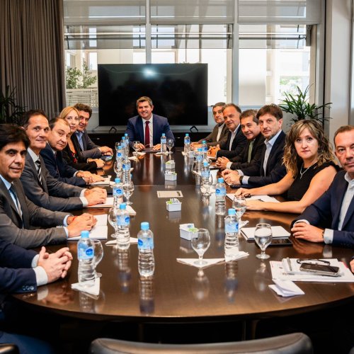 Reunión de gabinete encabezada por el gobernador Marcelo Orrego: Bajó línea sobre próximas acciones