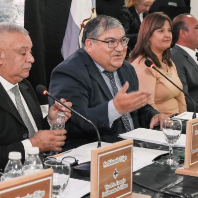 Ullum 2025: urbanización de barrios y apoyo social, en la agenda de Domínguez