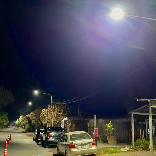 Inauguran nueva iluminación LED en varios sectores de Pocito