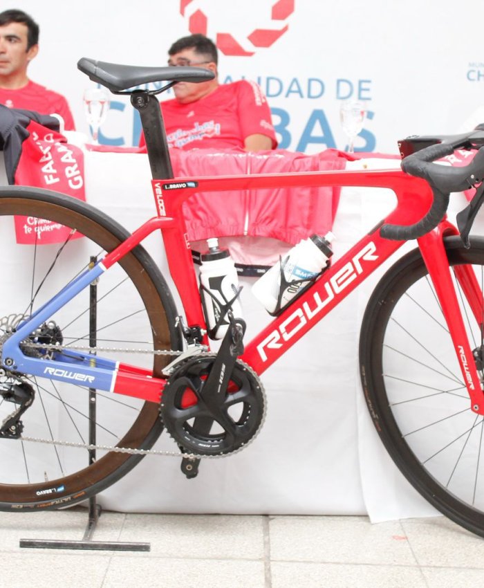 CHIMBAS PRESENTÓ EL RENOVADO EQUIPO E INDUMENTARIA PARA LA TEMPORADA DE RUTA