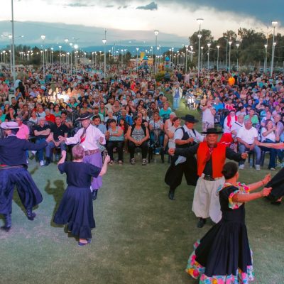 Chimbas cerró los festejos por sus 112 años con una multitudinaria jornada en el Parque