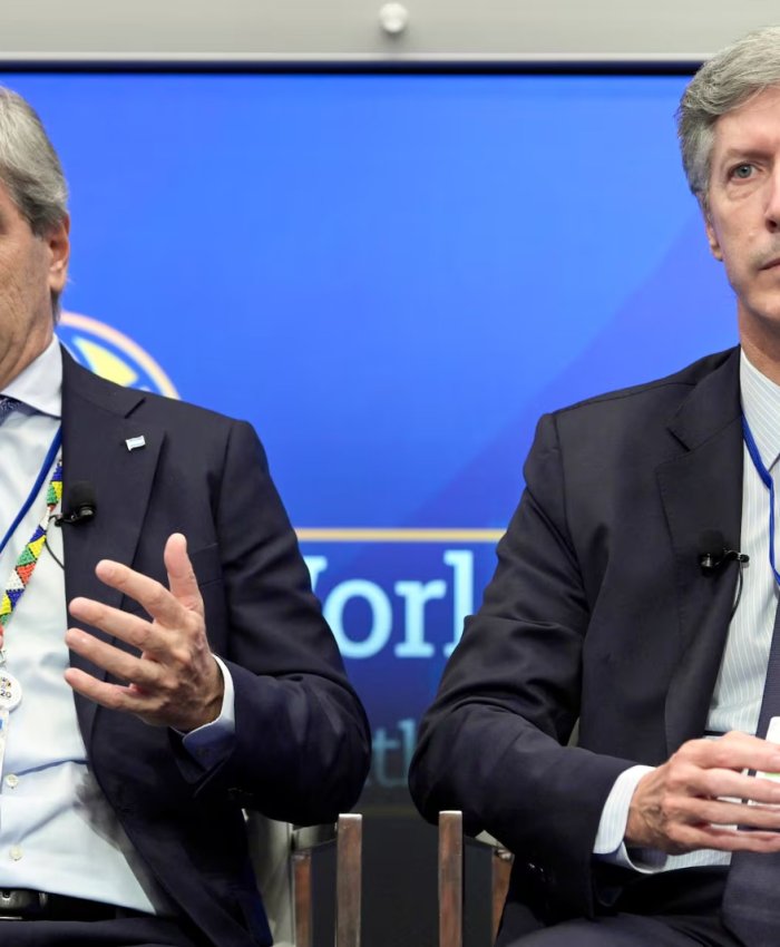 MAS DEUDA PARA PAGAR DEUDA: el Banco Central anunció el acuerdo con seis entidades, este viernes tiene que pagar 4.200 millones de dólares a bonistas privados.