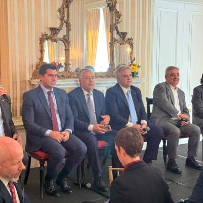 Orrego impulsa el potencial de San Juan ante inversores en Nueva York