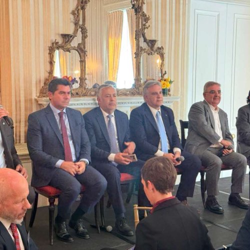 Orrego impulsa el potencial de San Juan ante inversores en Nueva York