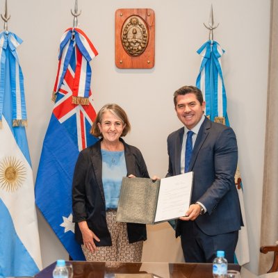 Orrego recibió a la embajadora de Australia quien destacó el potencial de cooperación minera