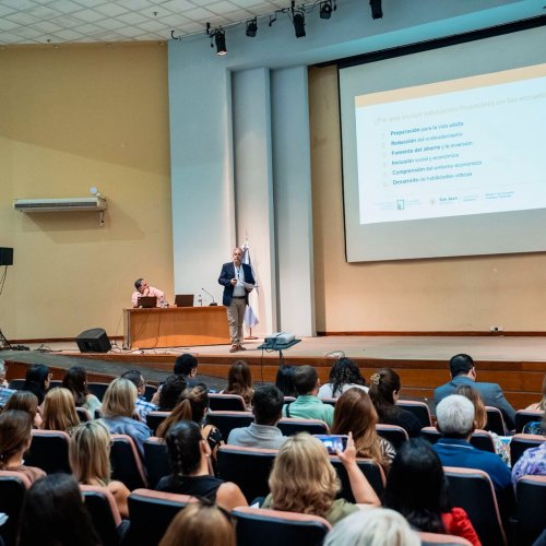 Inicia la etapa 2026 del programa “Cuentas Claras” de alfabetización financiera