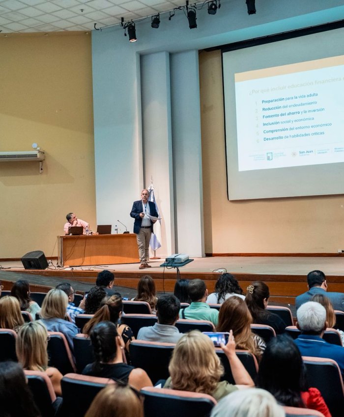 Inicia la etapa 2026 del programa “Cuentas Claras” de alfabetización financiera