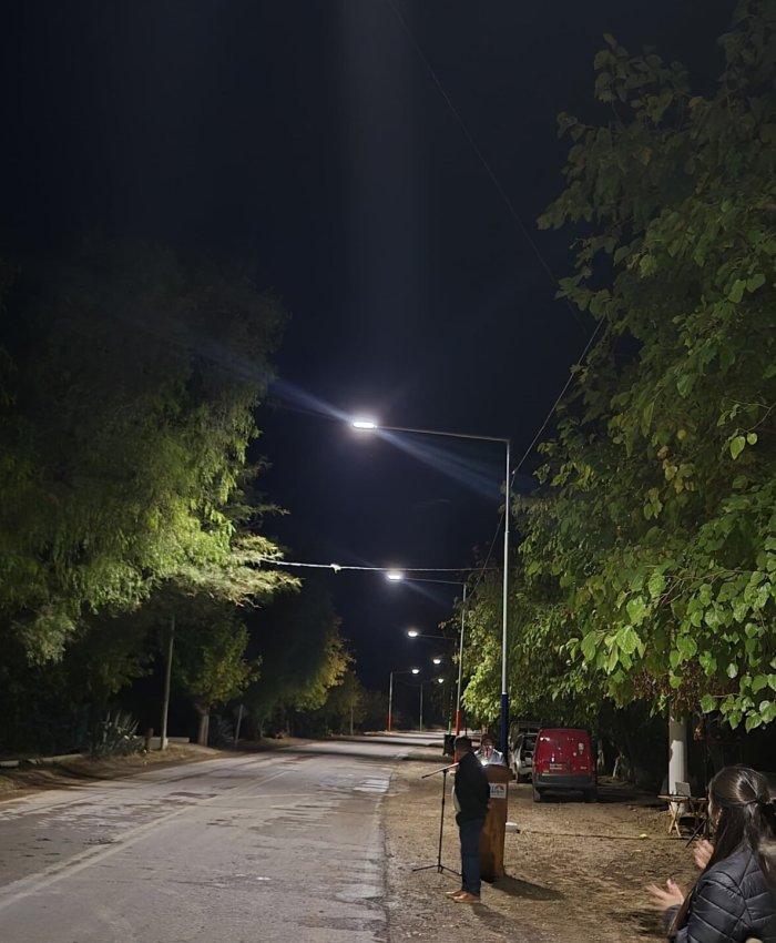 Ullum estrenó nueva iluminación LED en el camino hacia Punta Negra