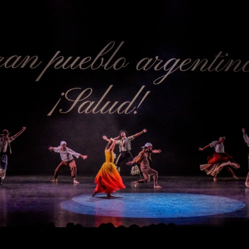 “Hilos de Revolución”: una gala patria que une memoria, danza y emoción
