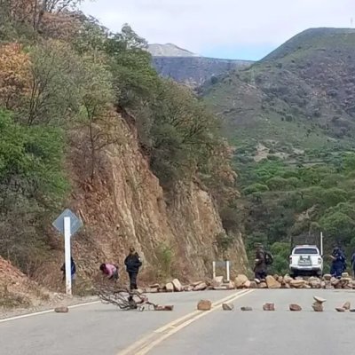 BOLIVIA: Organizaciones sociales y gremiales continúan con más de 60 puntos bloqueados en protestas contra el Gobierno