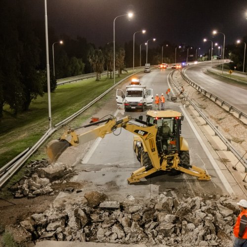 Más de 40 mil vehículos por día circulan por Circunvalación: llamaron a licitación para su repavimentación integral