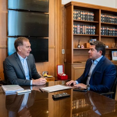 Santilli recibió al gobernador Marcelo Orrego en Casa Rosada