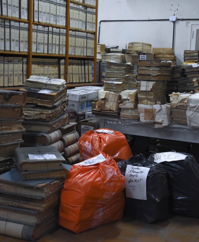 Tres toneladas de papel de un Archivo pasaron a disposición de Ambiente
