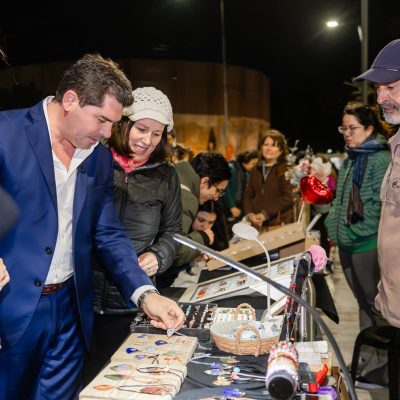 Orrego recorrió la Expo Mamá, con más de 150 artesanos y emprendedores sanjuaninos