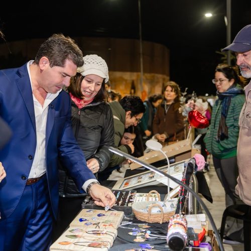 Orrego recorrió la Expo Mamá, con más de 150 artesanos y emprendedores sanjuaninos