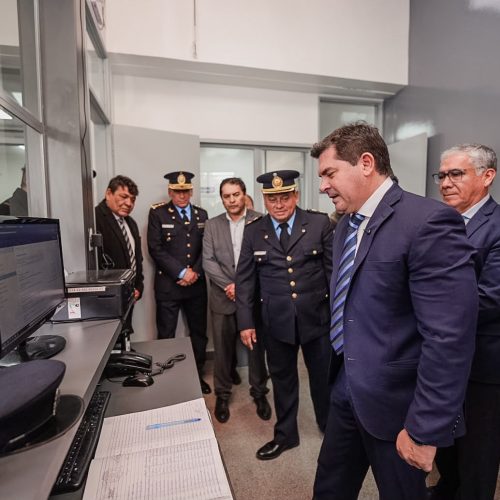 Orrego inauguró la refuncionalización de la Comisaría de Zonda para optimizar la seguridad