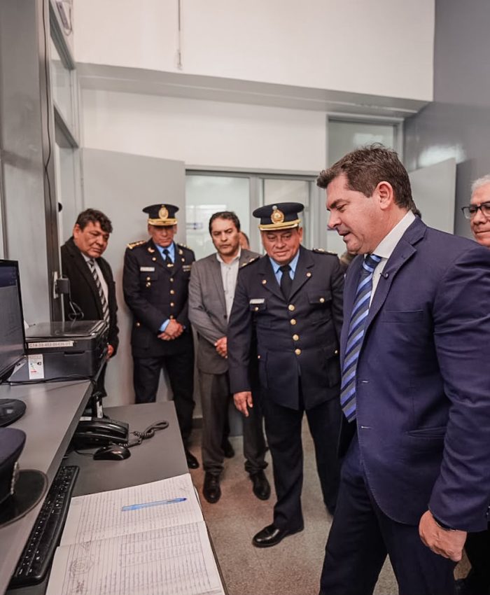 Orrego inauguró la refuncionalización de la Comisaría de Zonda para optimizar la seguridad