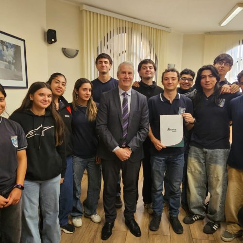 Impulso a la formación técnica en electromovilidad junto a la Escuela Industrial Domingo Faustino Sarmiento
