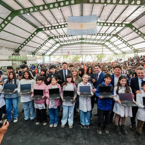 Más de 18.400 computadoras ya fueron entregadas a estudiantes en lo que va de 2026