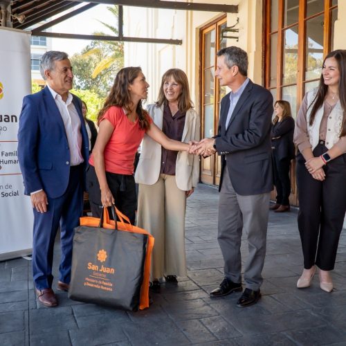 Emprendedores sociales textiles y gastronómicos recibieron herramientas para hacer crecer sus iniciativas