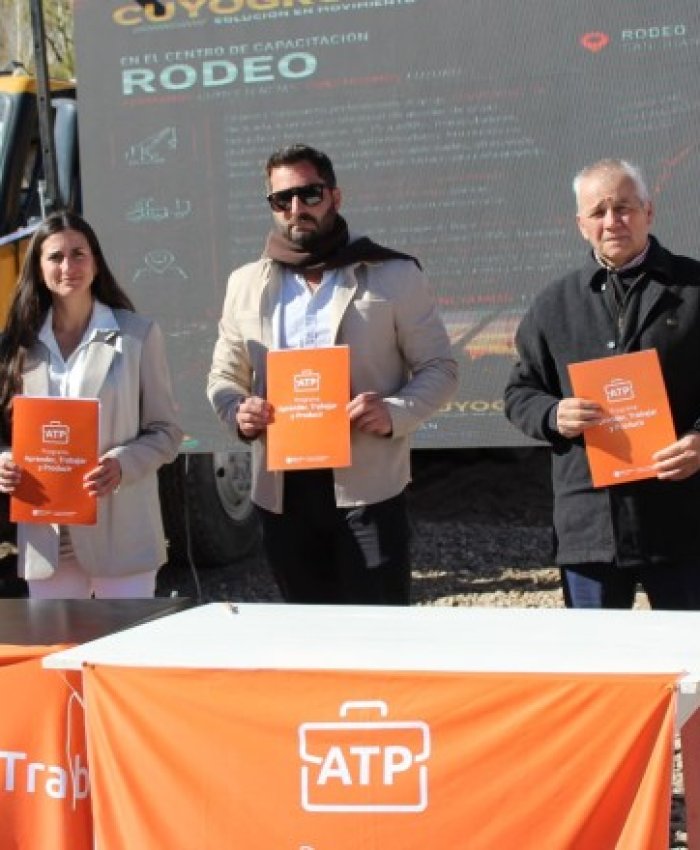 El Ministerio de Producción firmó un Acta Compromiso con empresas proveedoras mineras de Iglesia