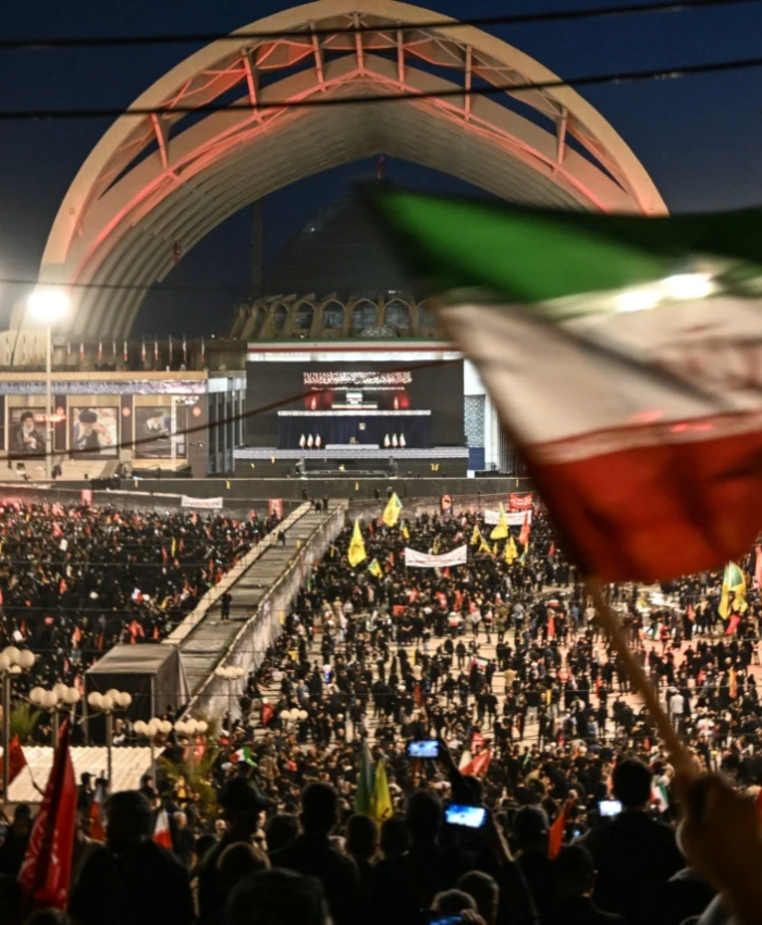 Millones de iraníes y delegaciones de unos 100 países despiden a Alí Jamenei en Teherán