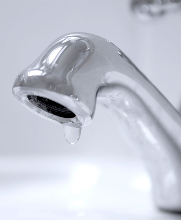 Sin aumentos por seis meses para Luz y Agua